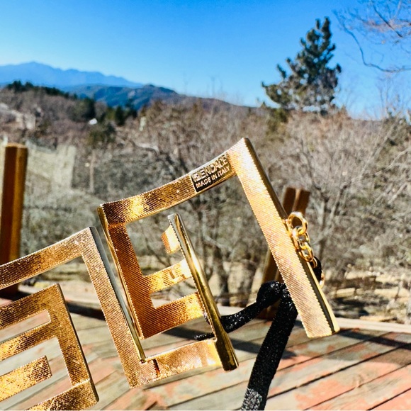 Versace x Fendi: FF Bangle Jumbo Logo Wide Gold Bracelet - Picture 2 of 16